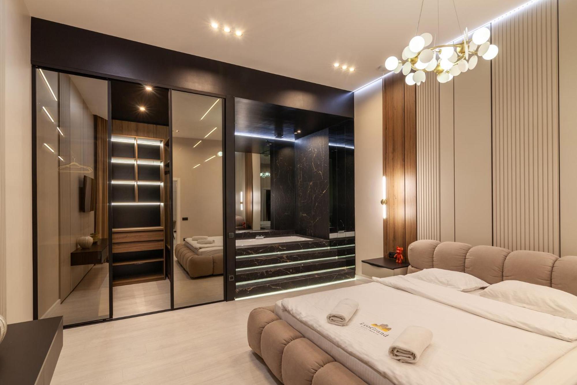 리비프 Leogrand Jacuzzi On Malaniuka 2 아파트 외부 사진